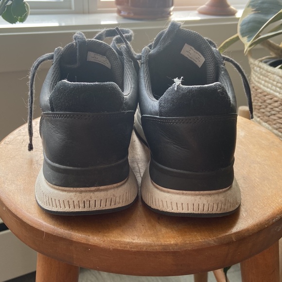 Everlane Tread Sneakers - Picture 3 of 7
